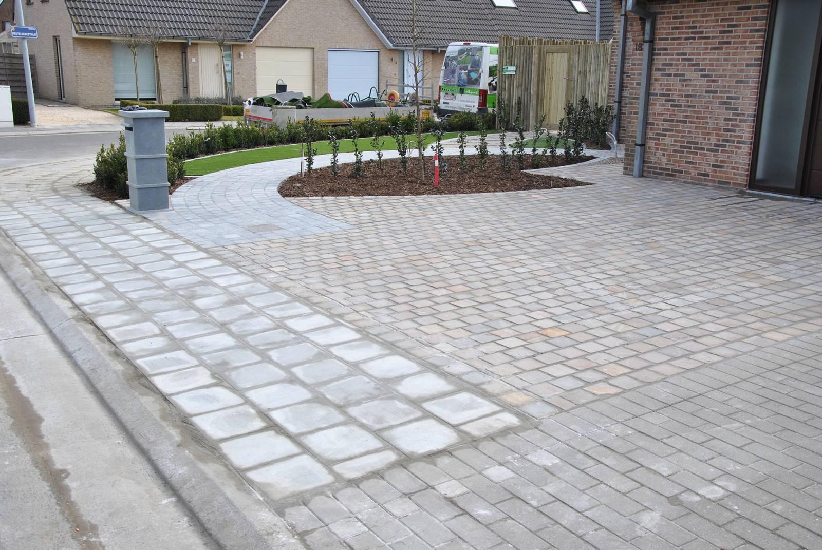 Tuin en terras te Geluwe