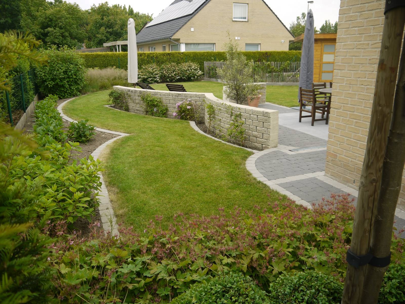 Aanleg van tuin met dakvormen