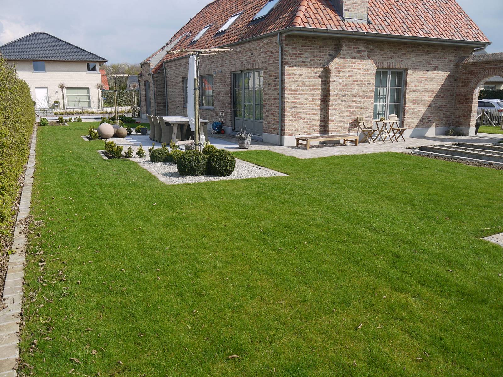 Tuin en terras te Menen